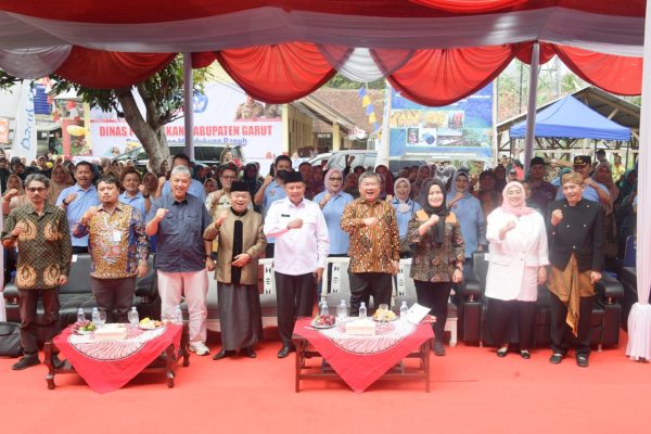 Wagub Uu Ruzhanul Optimistis Desa Cinta Jadi Desa Terbaik Tingkat Nasional