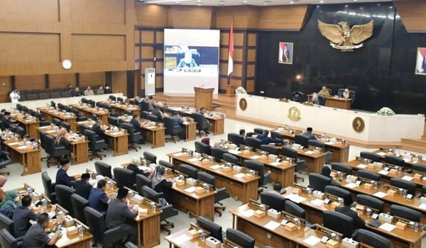 Bedi Budiman Hadiri Rapat Paripurna DPRD Jabar Mendengarkan Pidato Kenegaraan Presiden RI